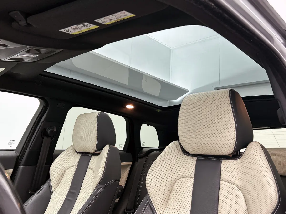 2.0 Si 4WD Dynamic (Goed Onderh, Panorama,Carplay, Camera, Navi, StoelV, Parkeerhulp V+A, Etc)