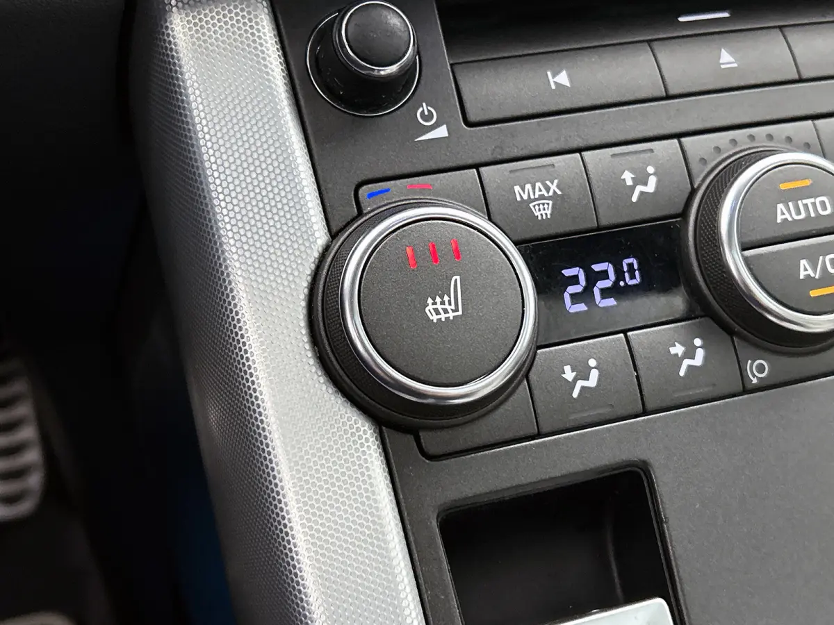 2.0 Si 4WD Dynamic (Goed Onderh, Panorama,Carplay, Camera, Navi, StoelV, Parkeerhulp V+A, Etc)