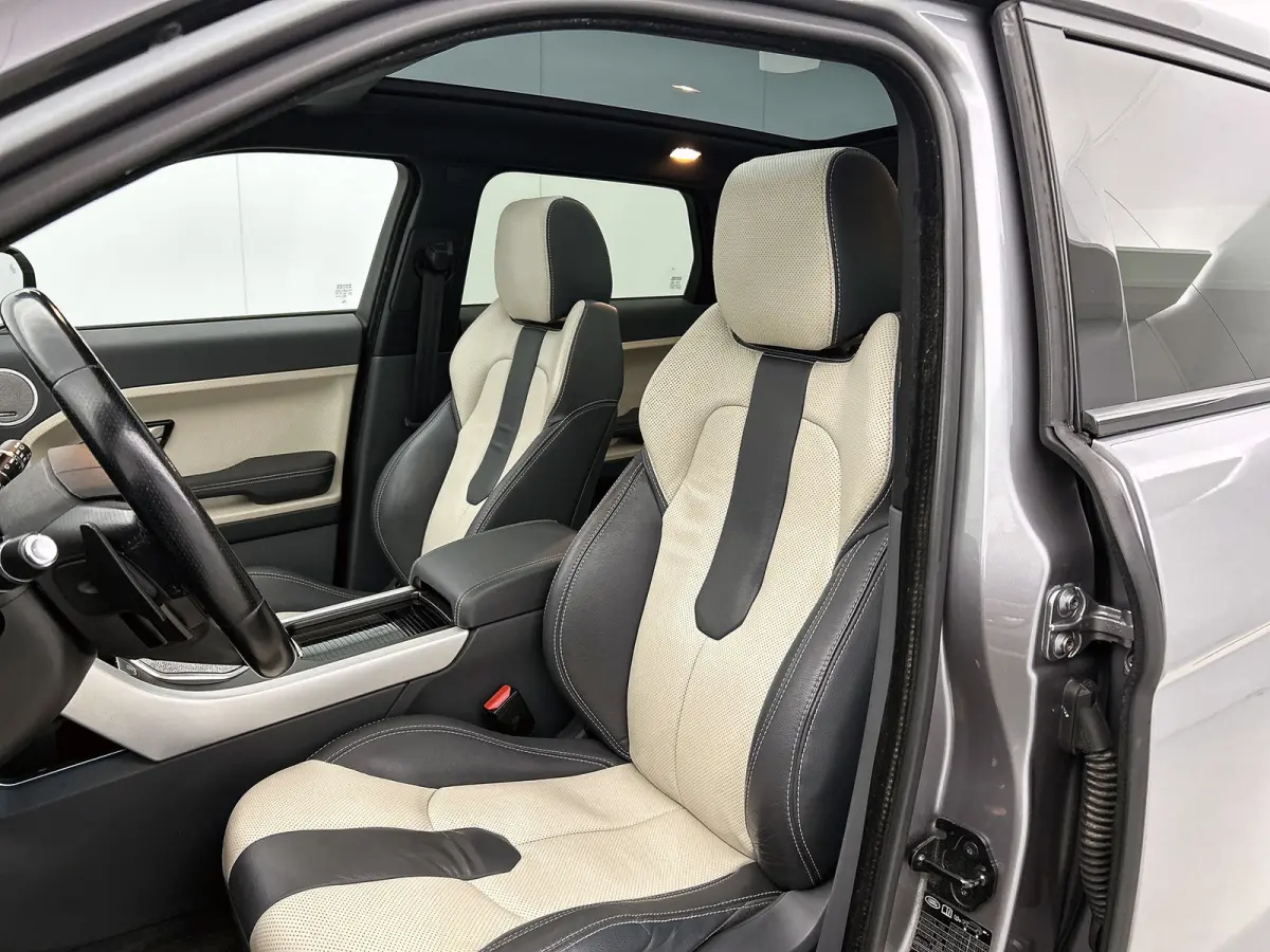 2.0 Si 4WD Dynamic (Goed Onderh, Panorama,Carplay, Camera, Navi, StoelV, Parkeerhulp V+A, Etc)
