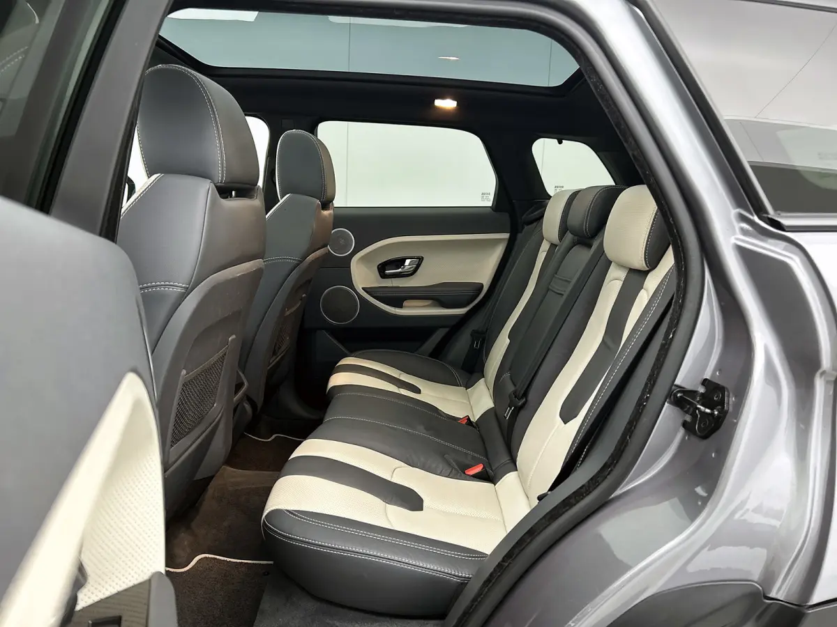 2.0 Si 4WD Dynamic (Goed Onderh, Panorama,Carplay, Camera, Navi, StoelV, Parkeerhulp V+A, Etc)