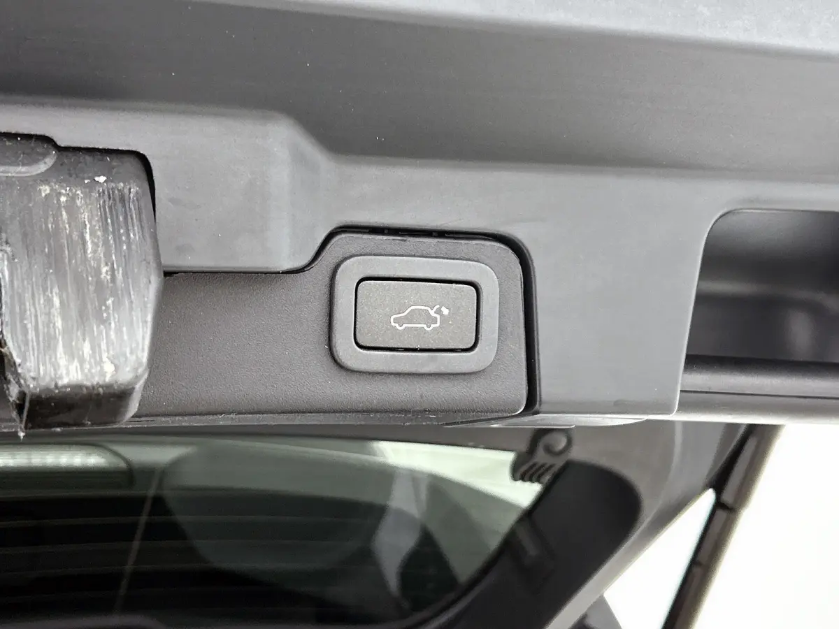 2.0 Si 4WD Dynamic (Goed Onderh, Panorama,Carplay, Camera, Navi, StoelV, Parkeerhulp V+A, Etc)