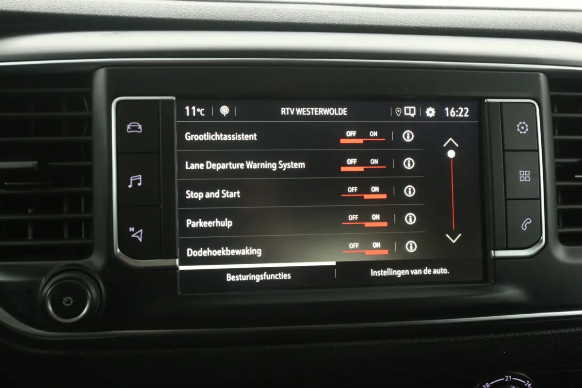 2.0 CDTI L3H1 | Dubbele Cabine | Airco | Cruise | Camera | Trekhaak | Carplay | Parkeersens.