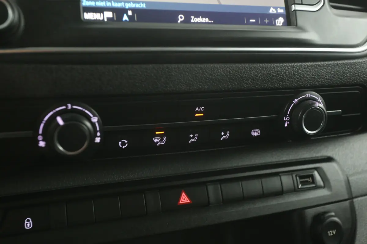 2.0 CDTI L3H1 | Dubbele Cabine | Airco | Cruise | Camera | Trekhaak | Carplay | Parkeersens.
