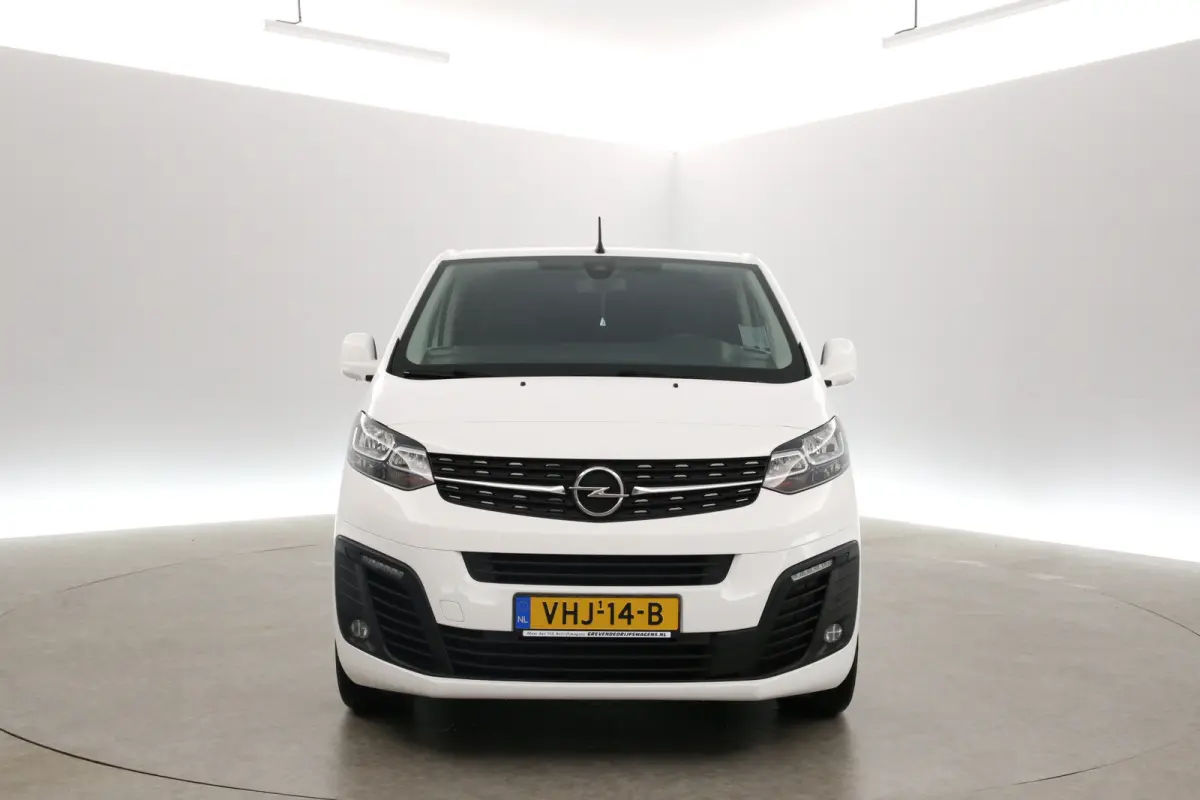 2.0 CDTI L3H1 | Dubbele Cabine | Airco | Cruise | Camera | Trekhaak | Carplay | Parkeersens.