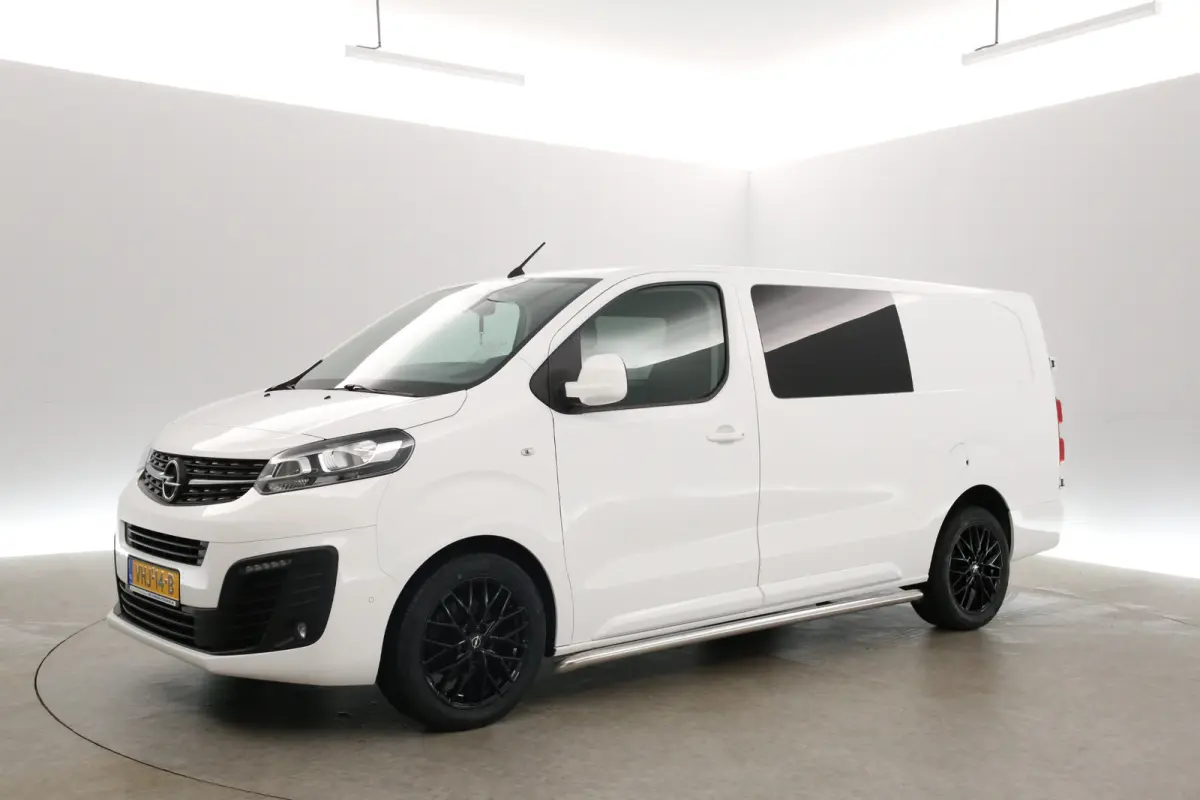 2.0 CDTI L3H1 | Dubbele Cabine | Airco | Cruise | Camera | Trekhaak | Carplay | Parkeersens.