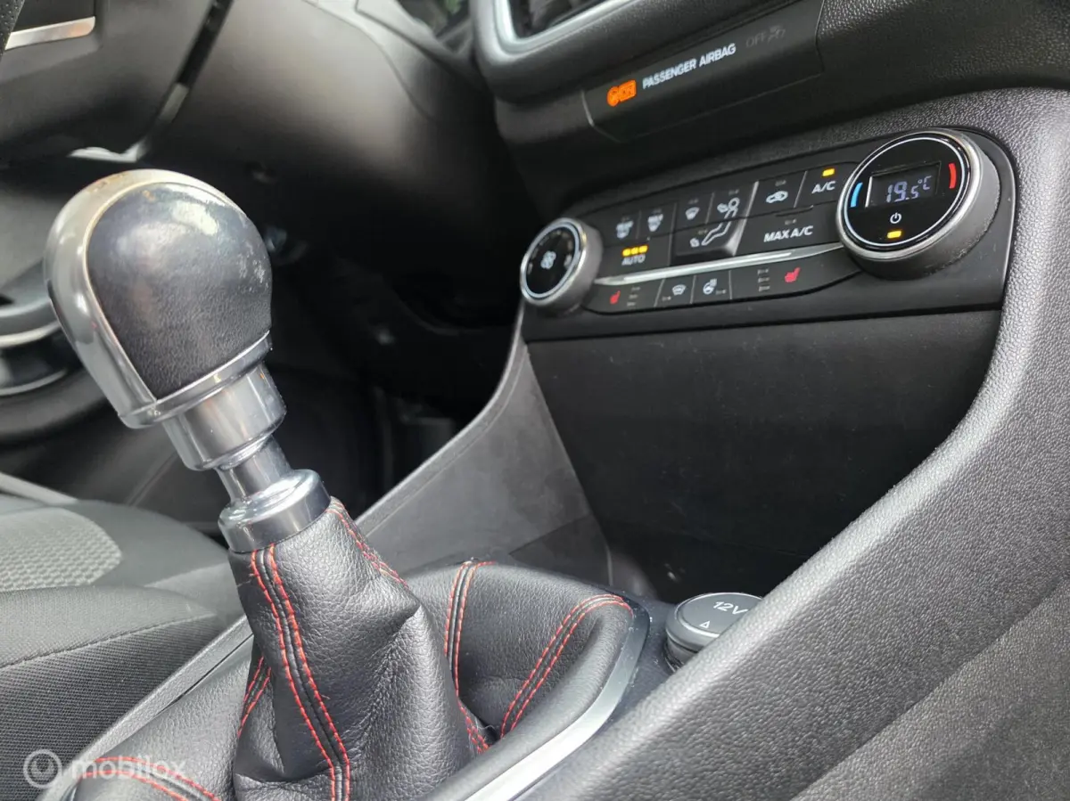 1.0 EcoBoost ST-Line, NAP, 2019, Winterpack