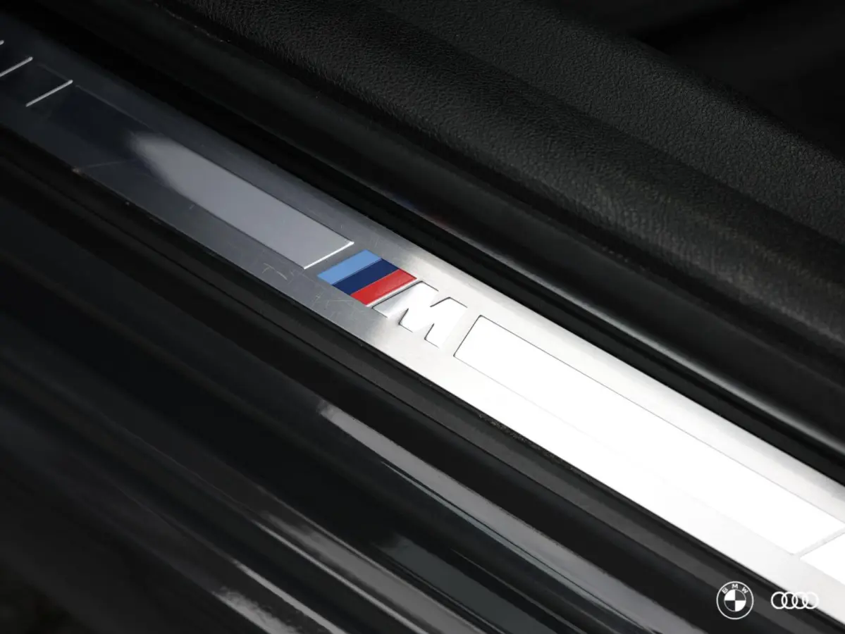 330e M-Sport PRO / ACC / LEDER / HEAD UP / HARMAN KARDON / EL STOEL MET GEHEUGEN / VERW STOEL- & STUUR