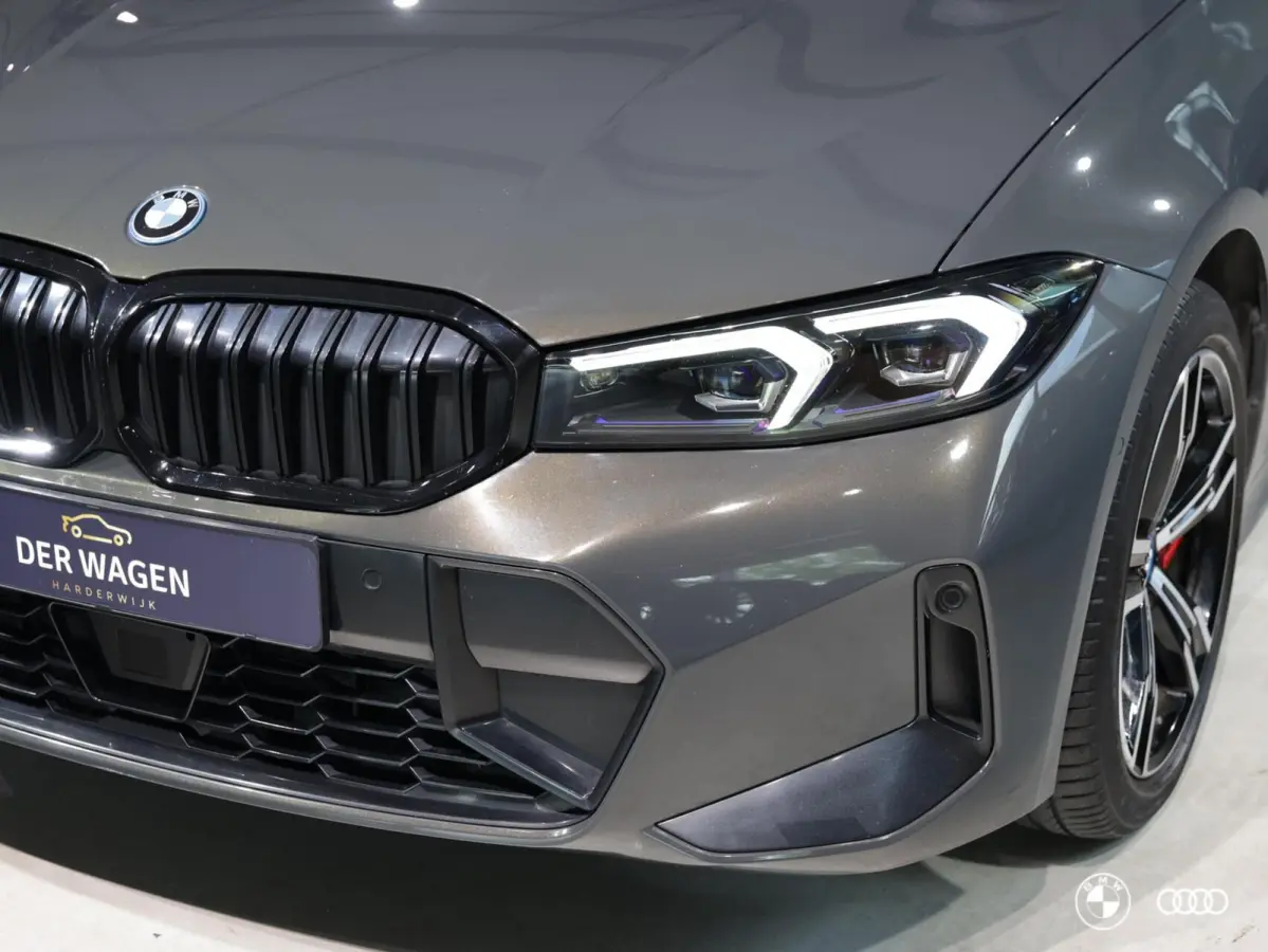 330e M-Sport PRO / ACC / LEDER / HEAD UP / HARMAN KARDON / EL STOEL MET GEHEUGEN / VERW STOEL- & STUUR