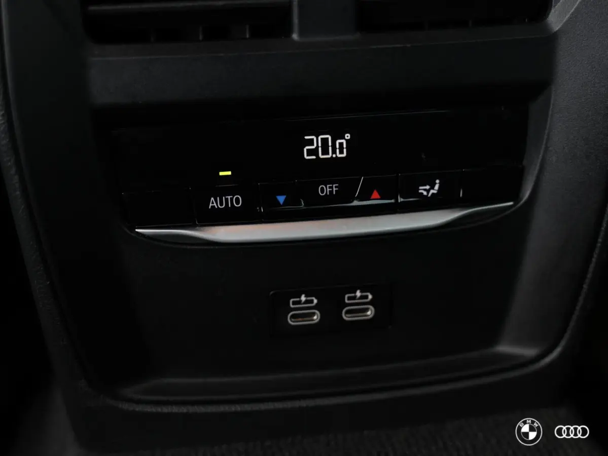 330e M-Sport PRO / ACC / LEDER / HEAD UP / HARMAN KARDON / EL STOEL MET GEHEUGEN / VERW STOEL- & STUUR