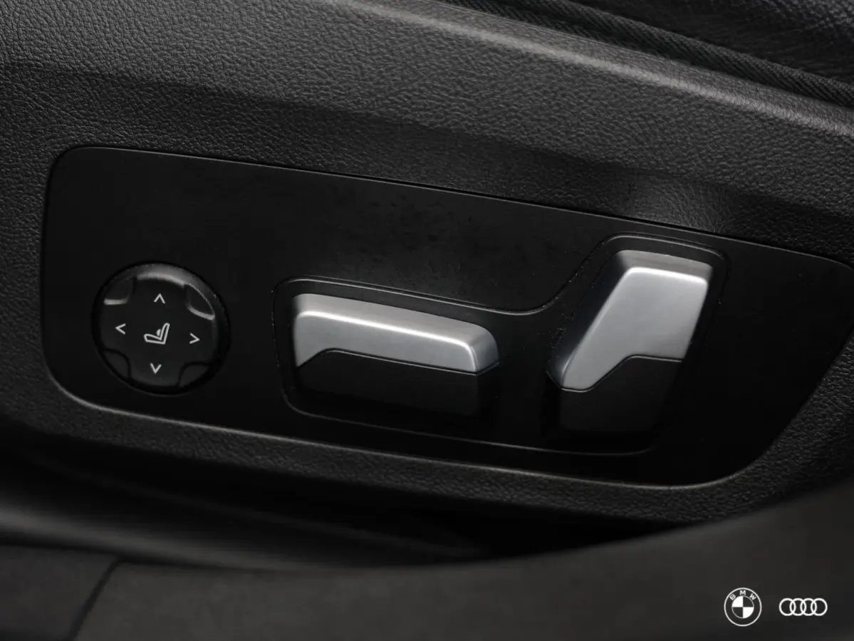 330e M-Sport PRO / ACC / LEDER / HEAD UP / HARMAN KARDON / EL STOEL MET GEHEUGEN / VERW STOEL- & STUUR