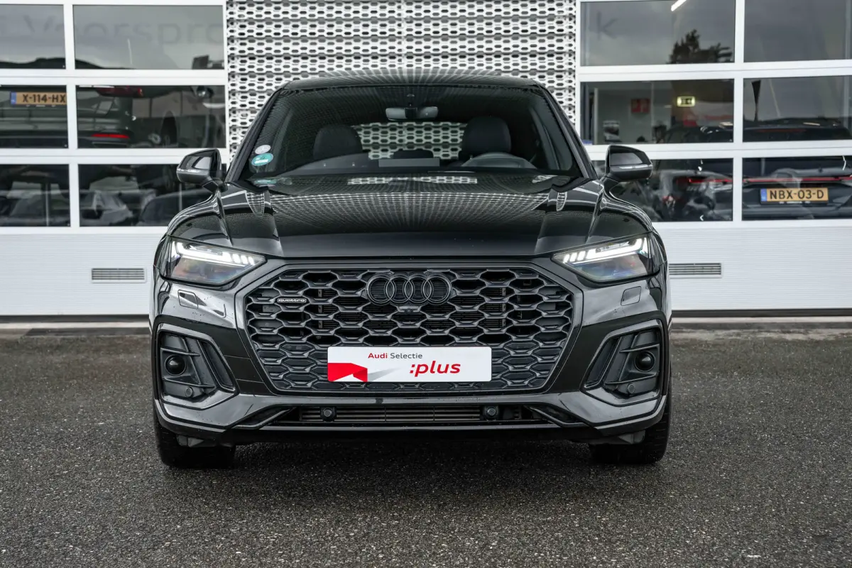 55 TFSI e S edition Competition | Achteruitrijcamera | Apple Carplay/Android Auto|telefoonintegratie premium | Cruise control adaptief met Stop&Go | Luchtvering | Panoramadak | Trekhaak | Me