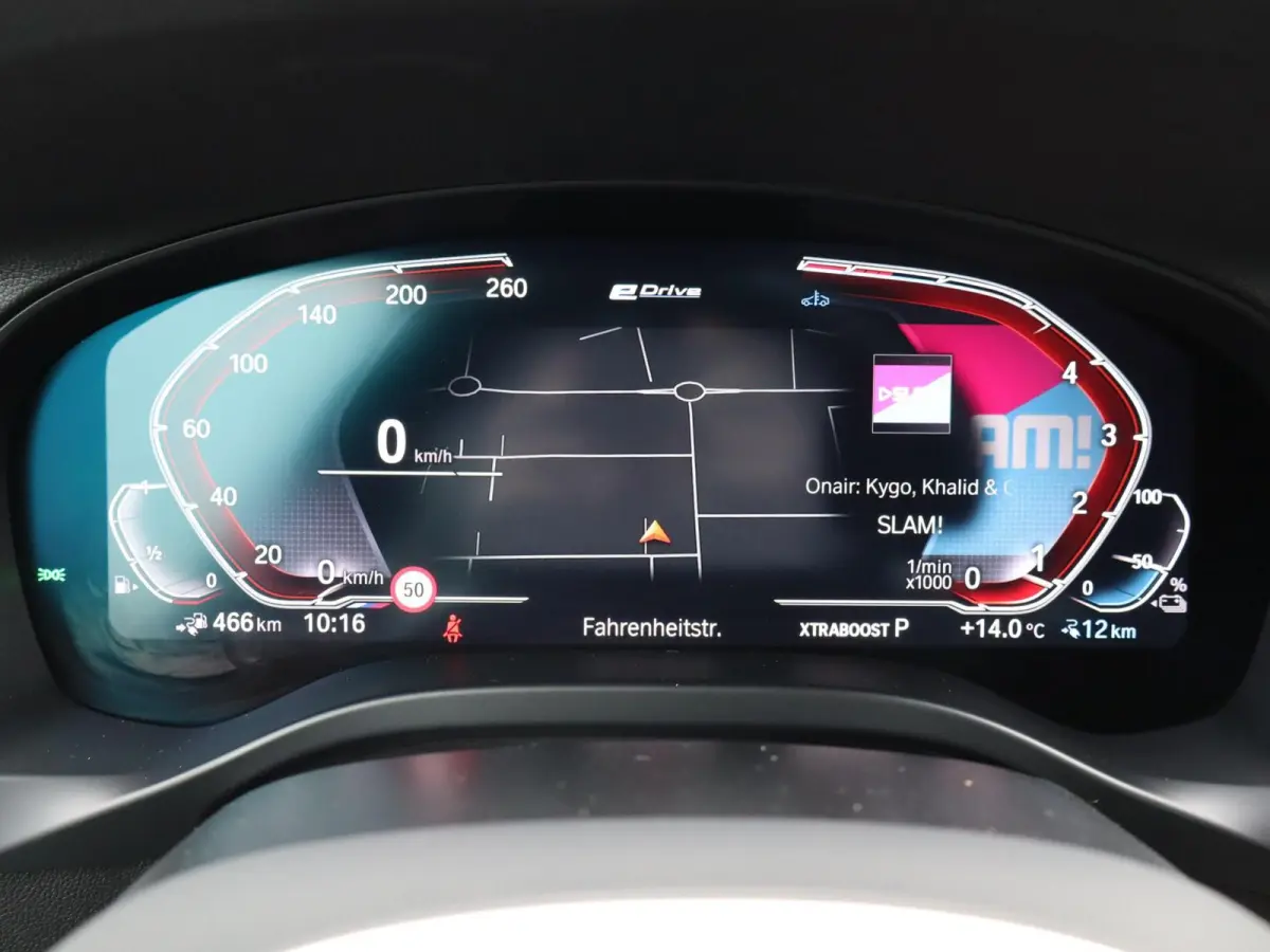 xDrive30e 292pk High Executive | M Sport Pakket | Head-up display | SoH 92% | 20" Velgen | Rondomzicht Camera | Laser led light | Lederen bekleding