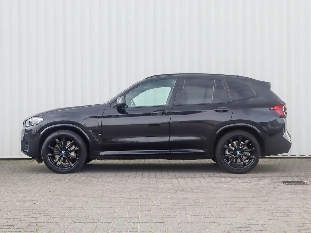 xDrive30e 292pk High Executive | M Sport Pakket | Head-up display | SoH 92% | 20" Velgen | Rondomzicht Camera | Laser led light | Lederen bekleding