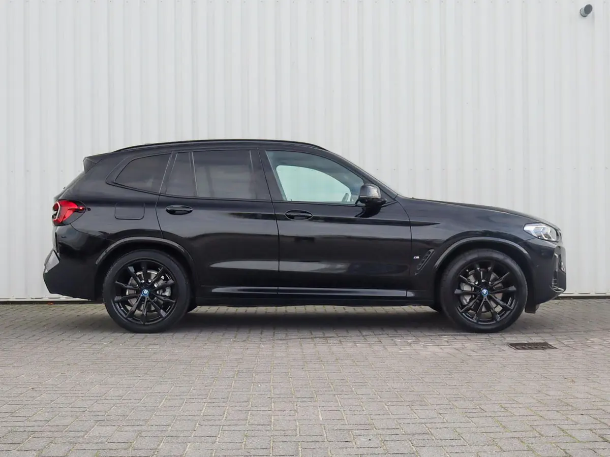 xDrive30e 292pk High Executive | M Sport Pakket | Head-up display | SoH 92% | 20" Velgen | Rondomzicht Camera | Laser led light | Lederen bekleding