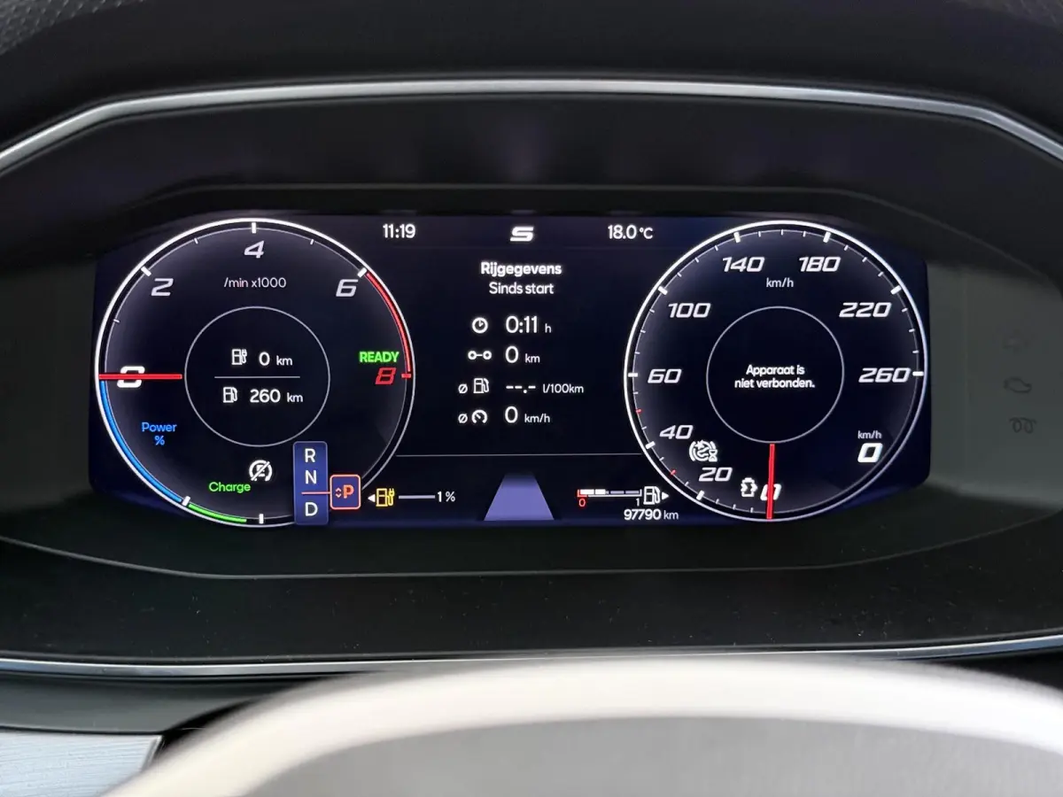 1.4 TSI eHybrid PHEV FR 204PK | SOH 98 % | STOEL/STUUR VERWARMING | PDC VOOR/ACHTER INCL. CAMERA | CARPLAY | KEYLESS |