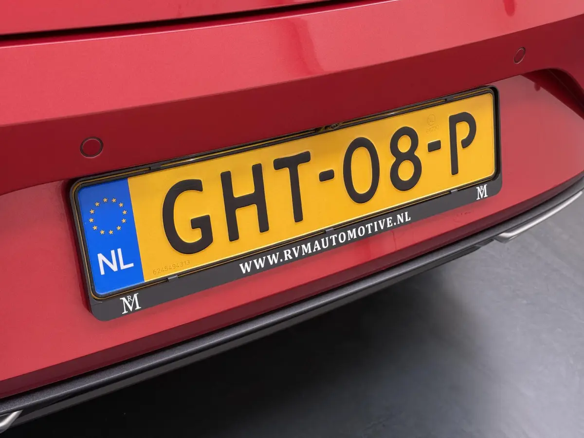 1.4 TSI eHybrid PHEV FR 204PK | SOH 98 % | STOEL/STUUR VERWARMING | PDC VOOR/ACHTER INCL. CAMERA | CARPLAY | KEYLESS |