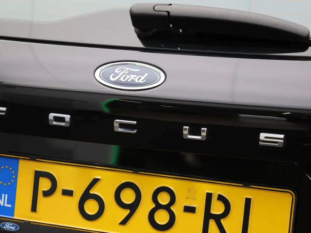 1.0 EcoBoost Connected | WORDT VERWACHT | APPLE CARPLAY - ANDROID AUTO | PARKEERSENSOREN | CRUISE CONTROL | AIRCO | LED VERLICHTING |