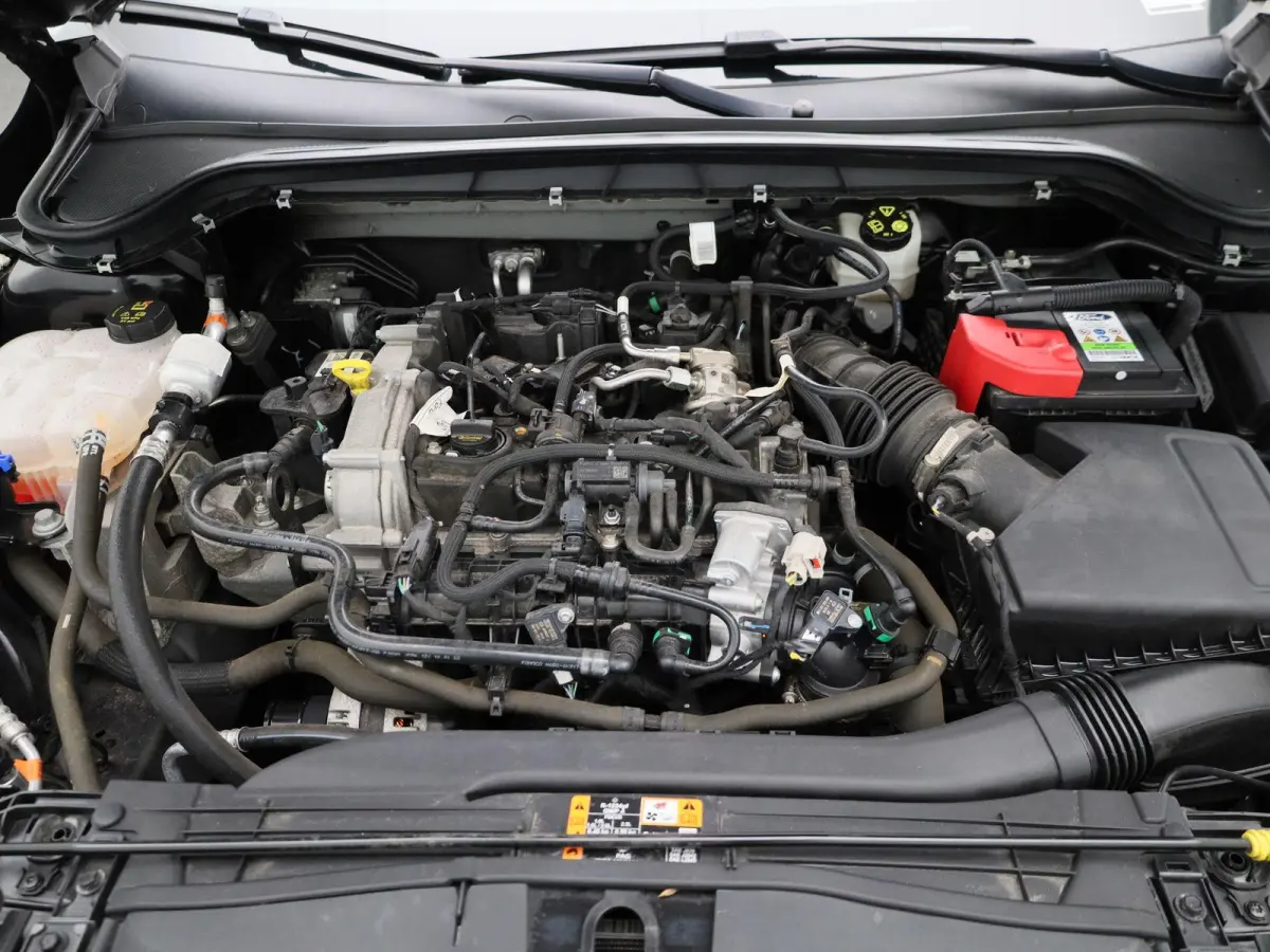 1.0 EcoBoost Connected | WORDT VERWACHT | APPLE CARPLAY - ANDROID AUTO | PARKEERSENSOREN | CRUISE CONTROL | AIRCO | LED VERLICHTING |