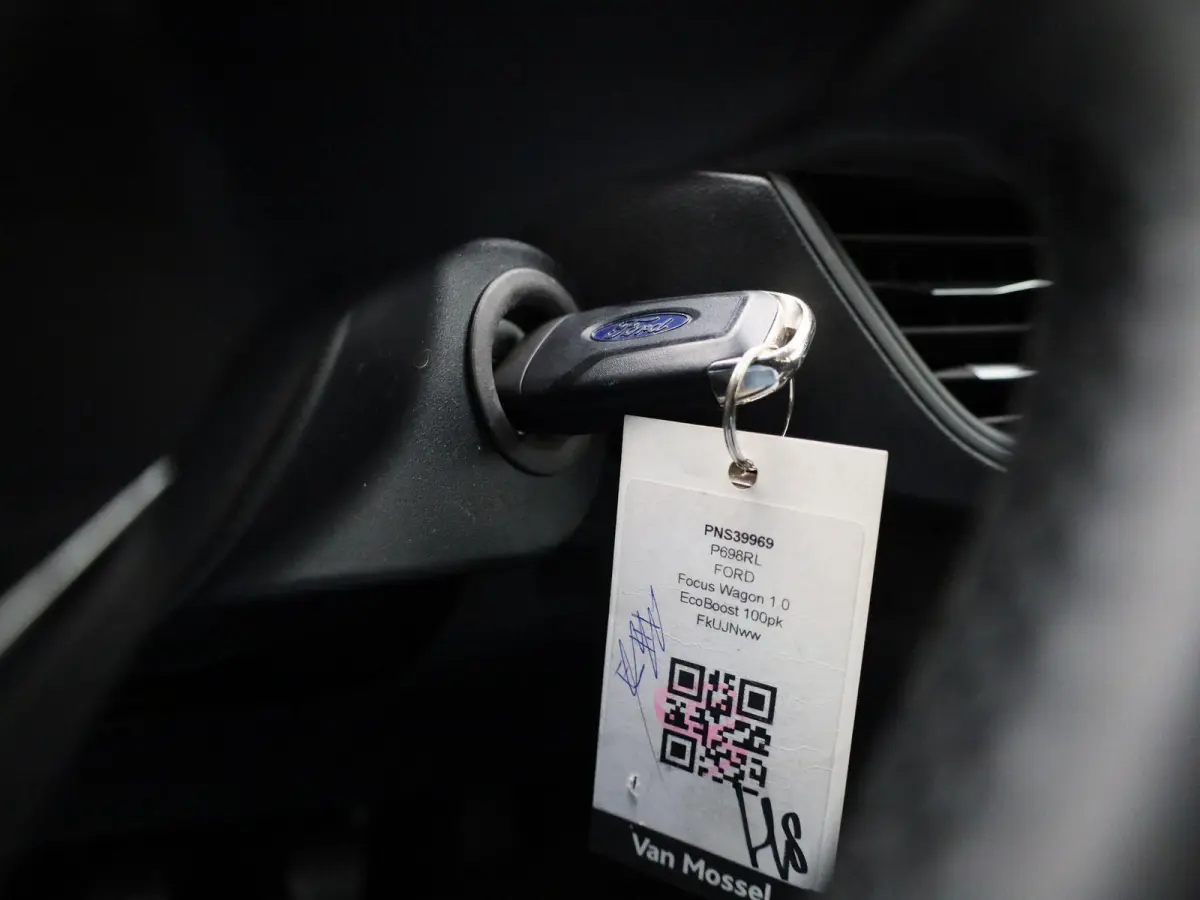 1.0 EcoBoost Connected | WORDT VERWACHT | APPLE CARPLAY - ANDROID AUTO | PARKEERSENSOREN | CRUISE CONTROL | AIRCO | LED VERLICHTING |