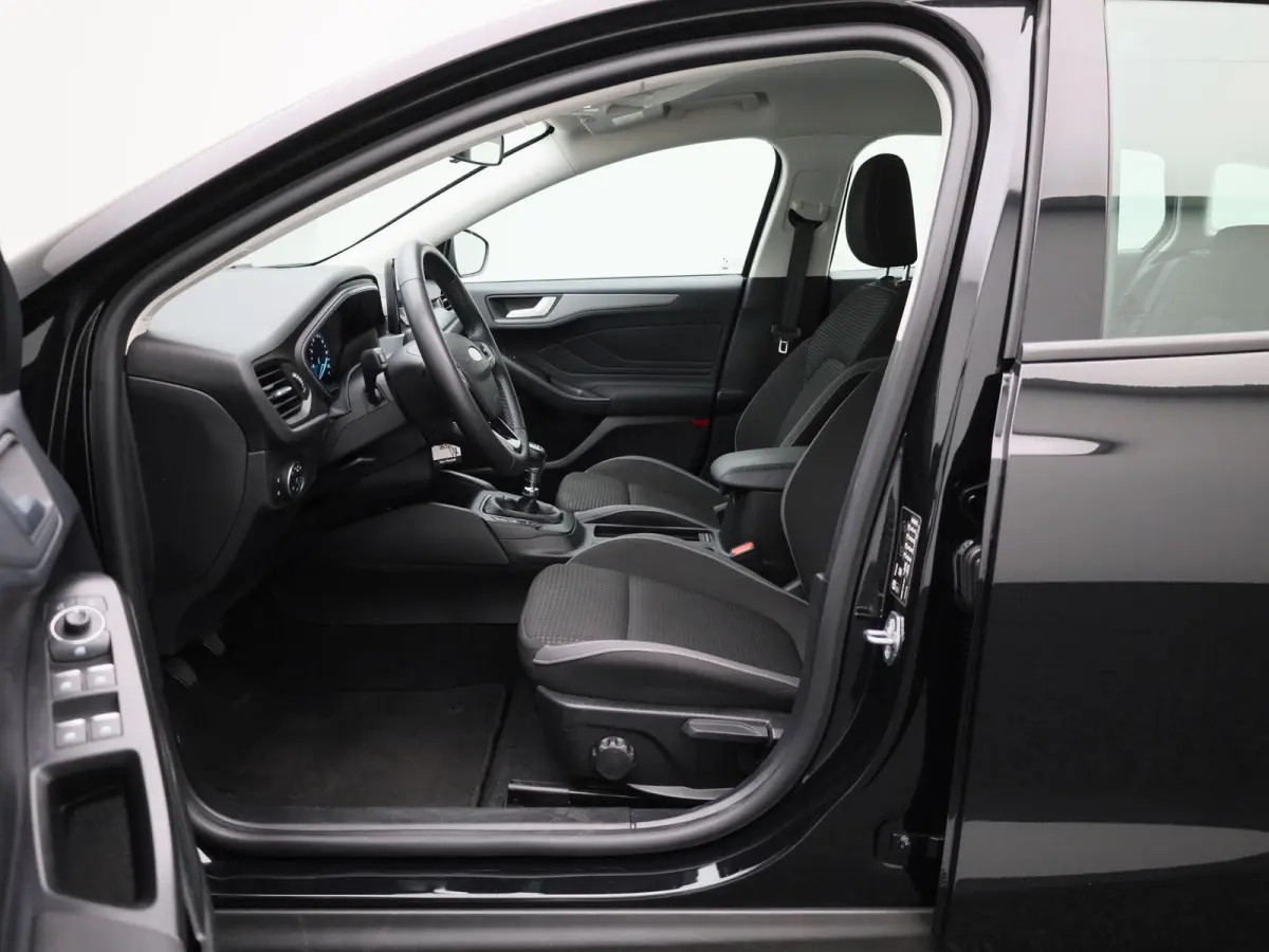 1.0 EcoBoost Connected | WORDT VERWACHT | APPLE CARPLAY - ANDROID AUTO | PARKEERSENSOREN | CRUISE CONTROL | AIRCO | LED VERLICHTING |