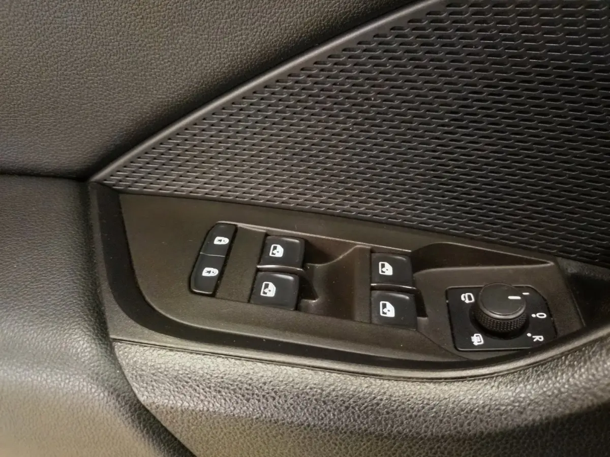1.0 e-TSI Business Edition