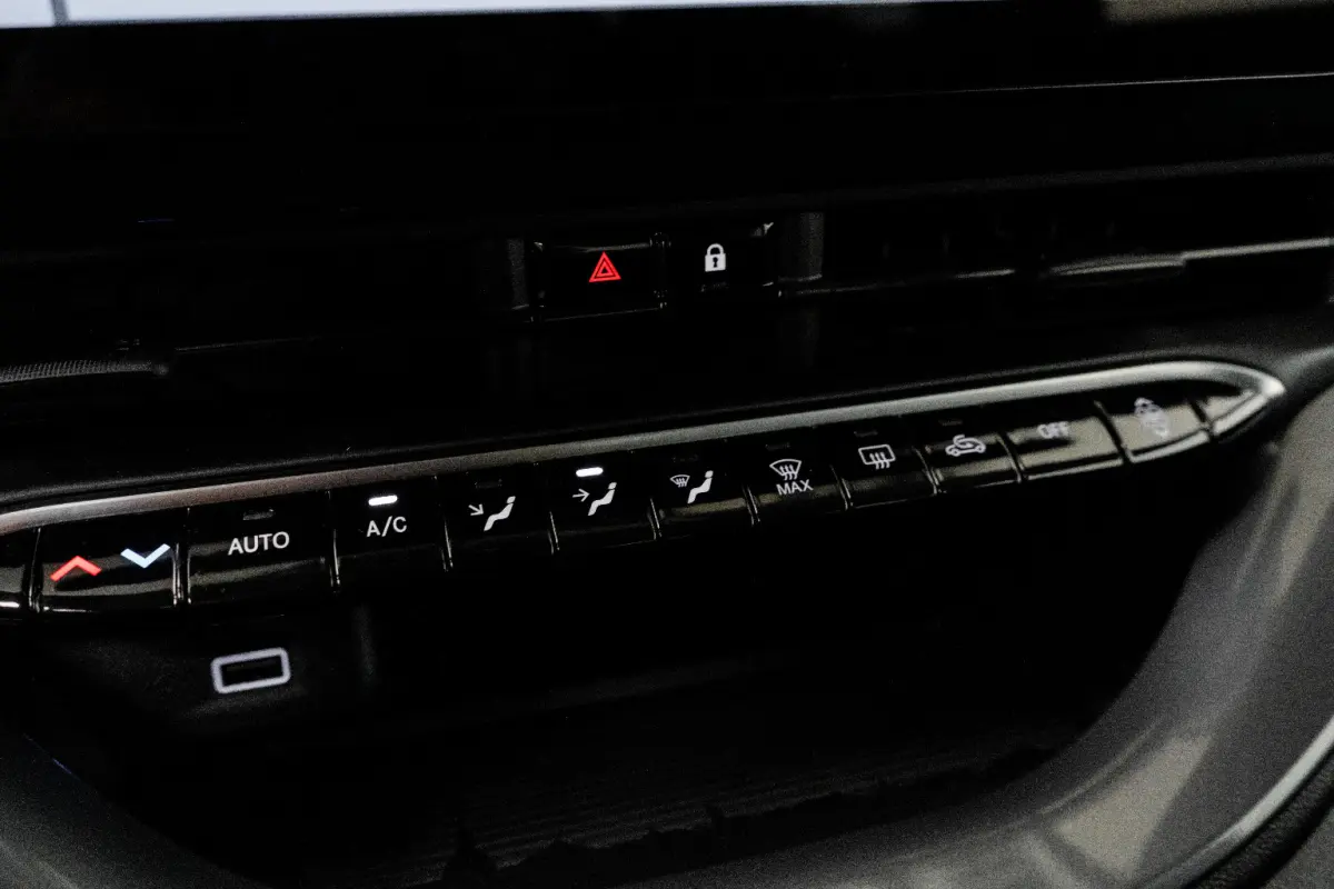 Icon 42 kWh | Draadloos Apple Carplay & Android Auto | Climate Control | Cruise Control | !!