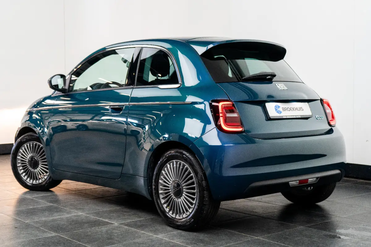 Icon 42 kWh | Draadloos Apple Carplay & Android Auto | Climate Control | Cruise Control | !!