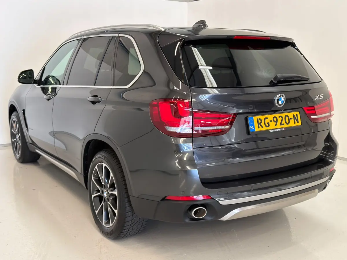 XDrive30d High Executive / Memory / ACC / Camera