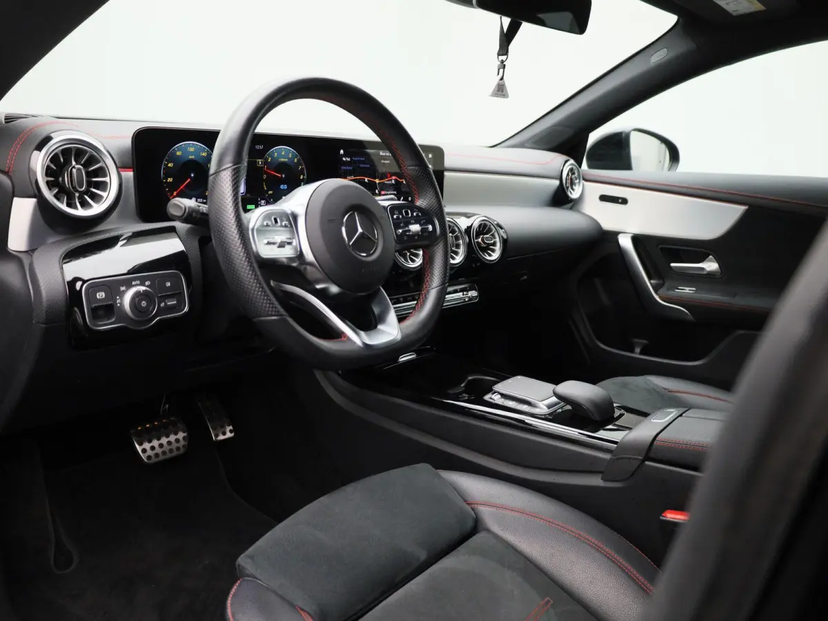 CLA 250 e AMG Line | WORDT VERWACHT | ACHTERUITRIJCAMERA | STOELVERWARMING | NAVIGATIE | WIDE SCREEN | CLIMATE CONTROL | CRUISE CONTROL |