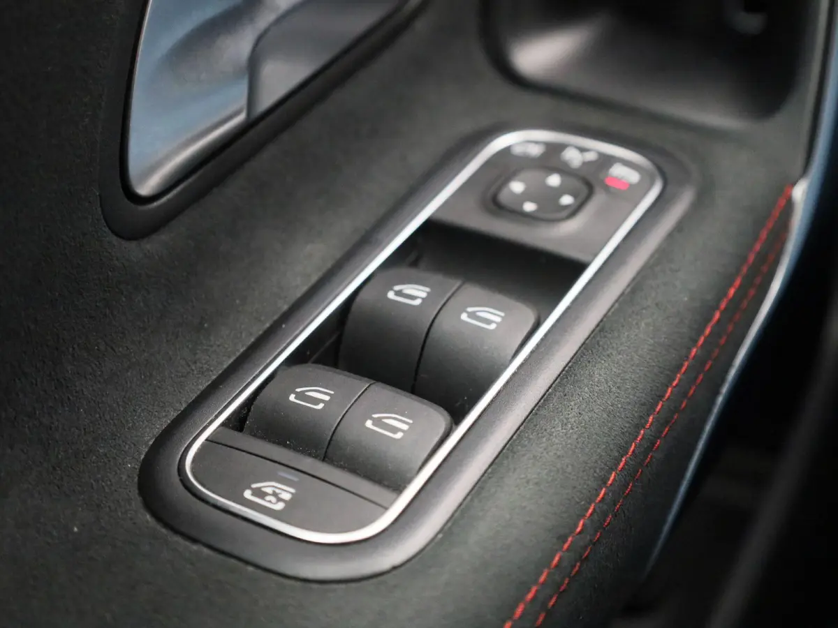 CLA 250 e AMG Line | WORDT VERWACHT | ACHTERUITRIJCAMERA | STOELVERWARMING | NAVIGATIE | WIDE SCREEN | CLIMATE CONTROL | CRUISE CONTROL |