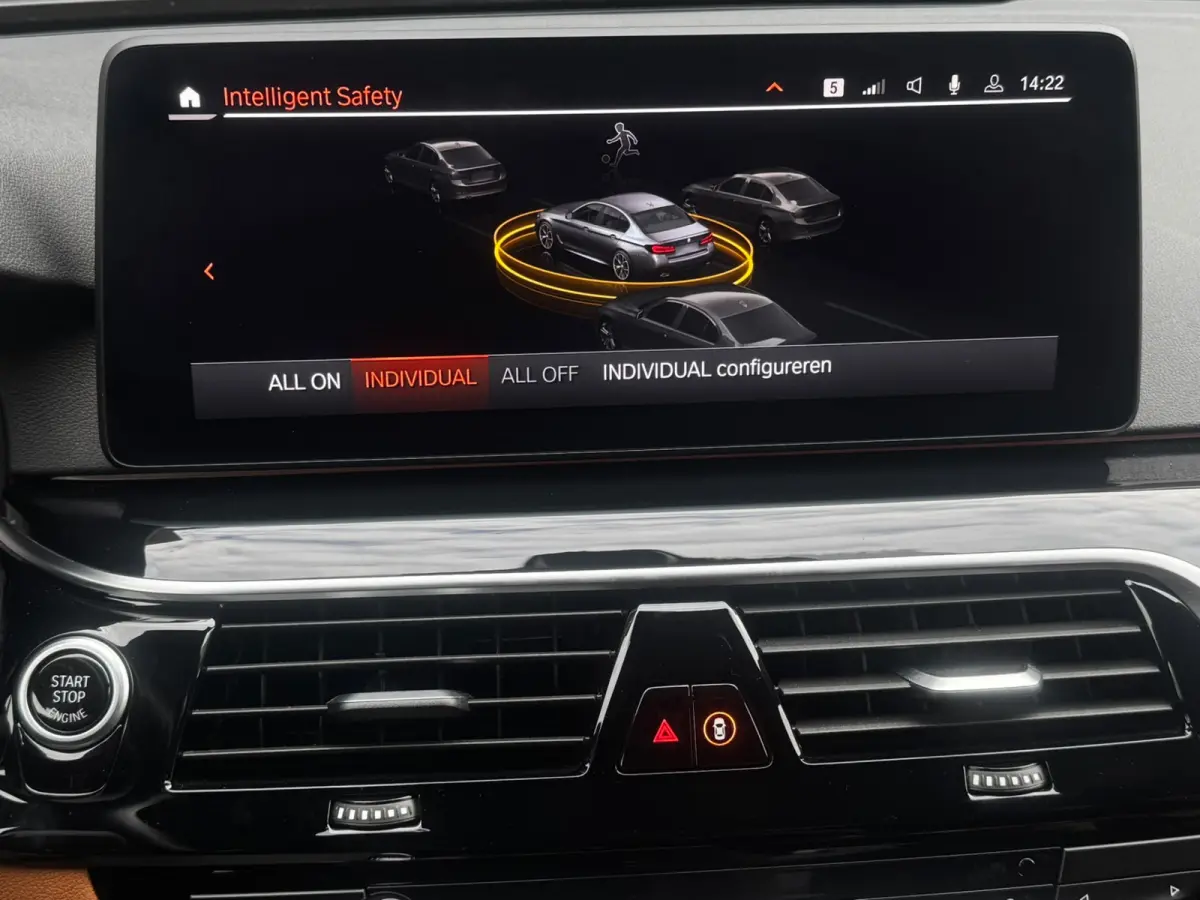 530i 252PK M-Sport Shadow Harman-Kardon 360 Camera Laser