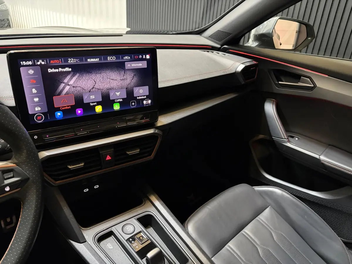 1.4 e-Hybrid VZ Copper Edition 245pk Pano Keyless Bomvol