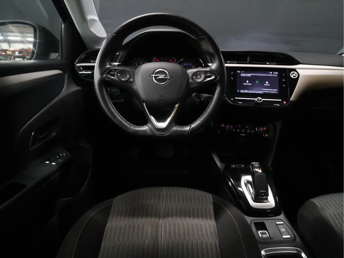 1.2 Edition [APPLE CARPLAY, CRUISE CONTROL, ANDROID, STOELVERWARMING, STUURLEDER, CLIMATE CONTROL, NAVIGATIE, BLUETOOTH, RADIO, NIEUWSTAAT]