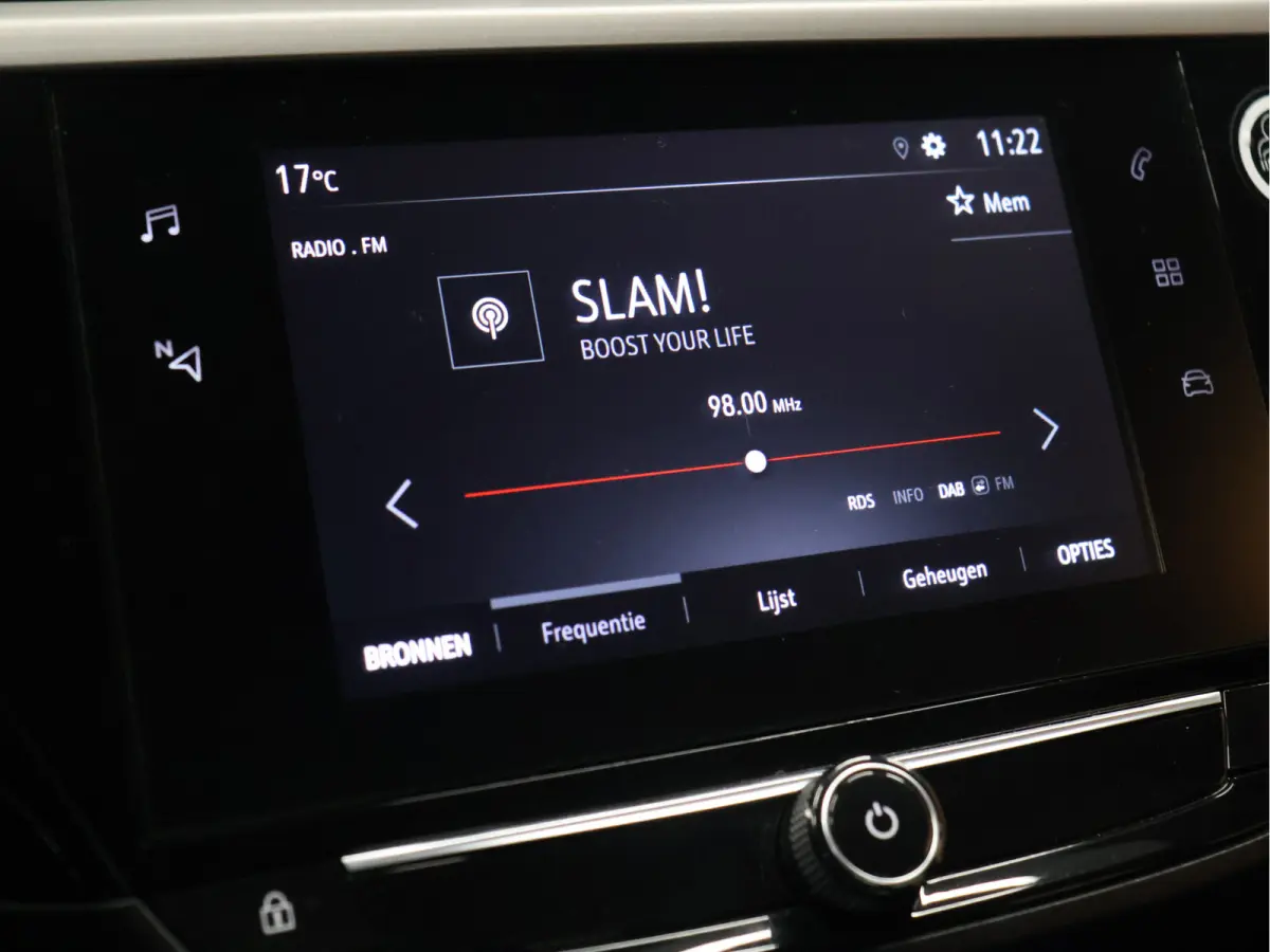 1.2 Edition [APPLE CARPLAY, CRUISE CONTROL, ANDROID, STOELVERWARMING, STUURLEDER, CLIMATE CONTROL, NAVIGATIE, BLUETOOTH, RADIO, NIEUWSTAAT]