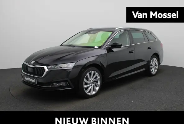 1.4 TSI PHEV 150kW DSG6 Ambition | WORDT VERWACHT | ACHTERUITRIJCAMERA | STOELVERWARMING | KEYLESS | APPLE CARPLAY - ANDROID AUTO | CLIMATE CONTROL |