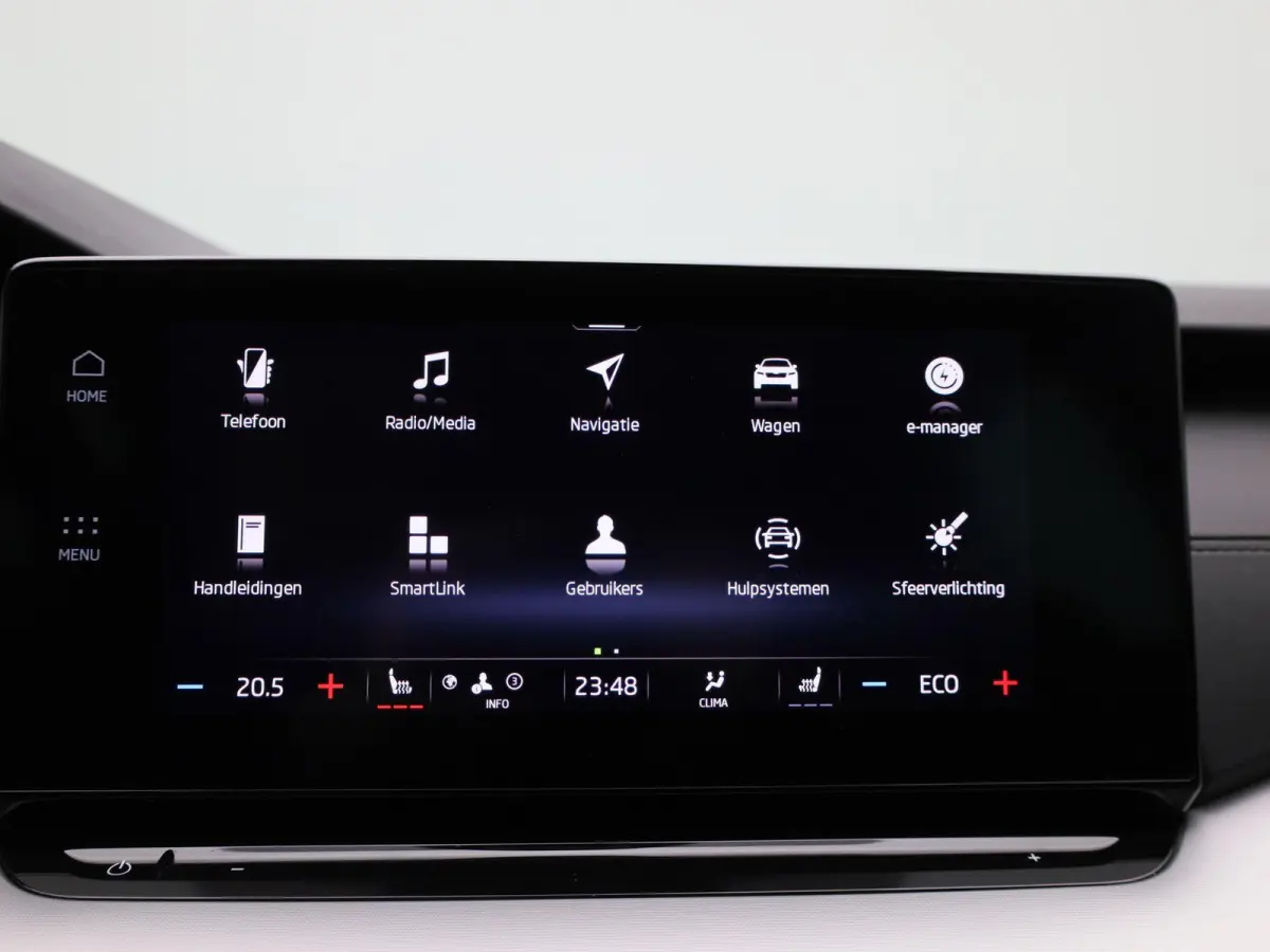1.4 TSI PHEV 150kW DSG6 Ambition | WORDT VERWACHT | ACHTERUITRIJCAMERA | STOELVERWARMING | KEYLESS | APPLE CARPLAY - ANDROID AUTO | CLIMATE CONTROL |