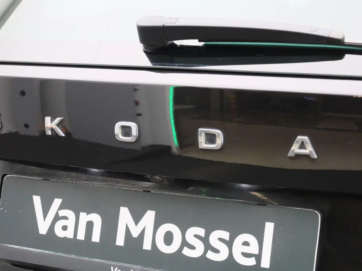 1.4 TSI PHEV 150kW DSG6 Ambition | WORDT VERWACHT | ACHTERUITRIJCAMERA | STOELVERWARMING | KEYLESS | APPLE CARPLAY - ANDROID AUTO | CLIMATE CONTROL |