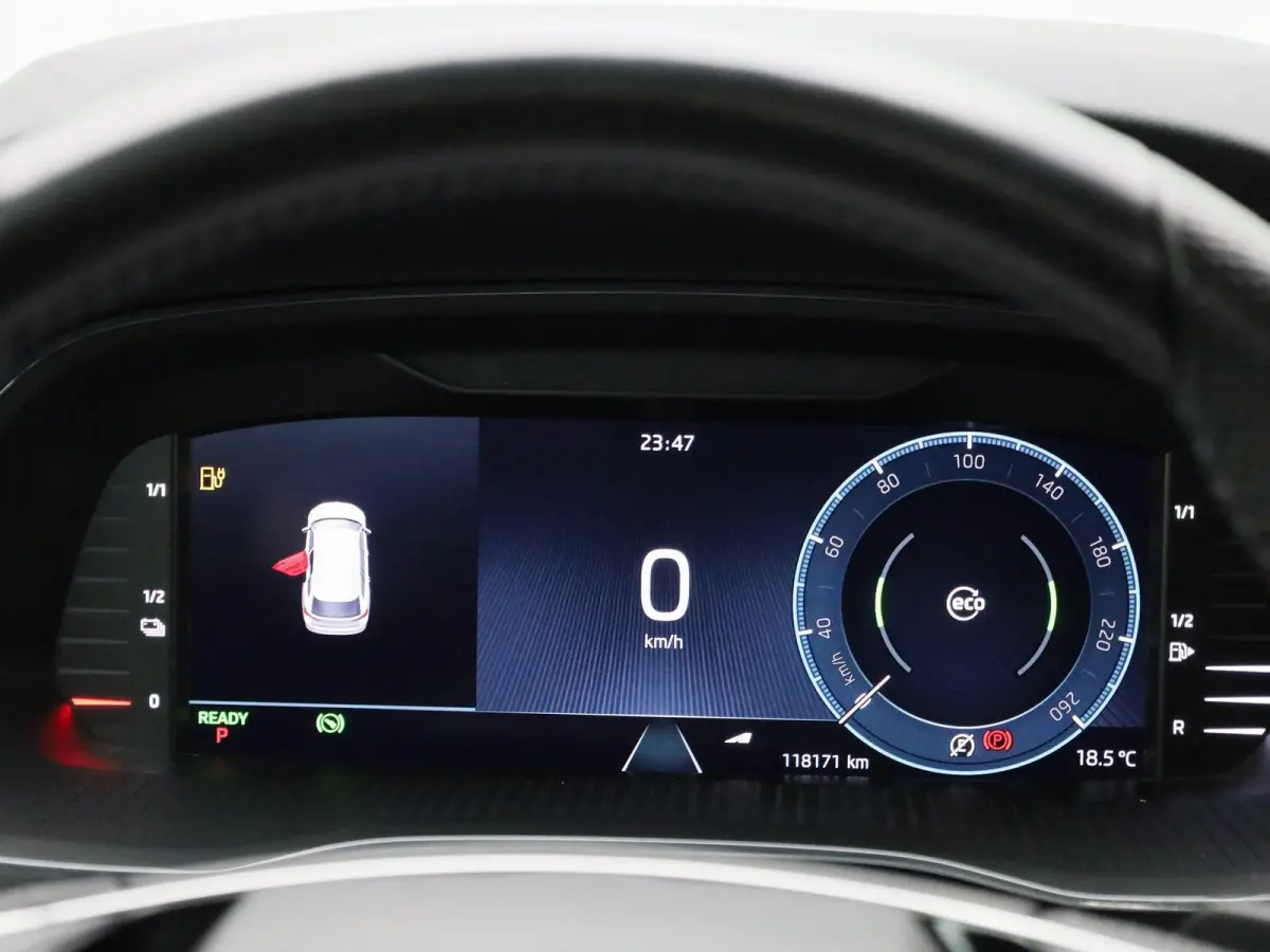 1.4 TSI PHEV 150kW DSG6 Ambition | WORDT VERWACHT | ACHTERUITRIJCAMERA | STOELVERWARMING | KEYLESS | APPLE CARPLAY - ANDROID AUTO | CLIMATE CONTROL |