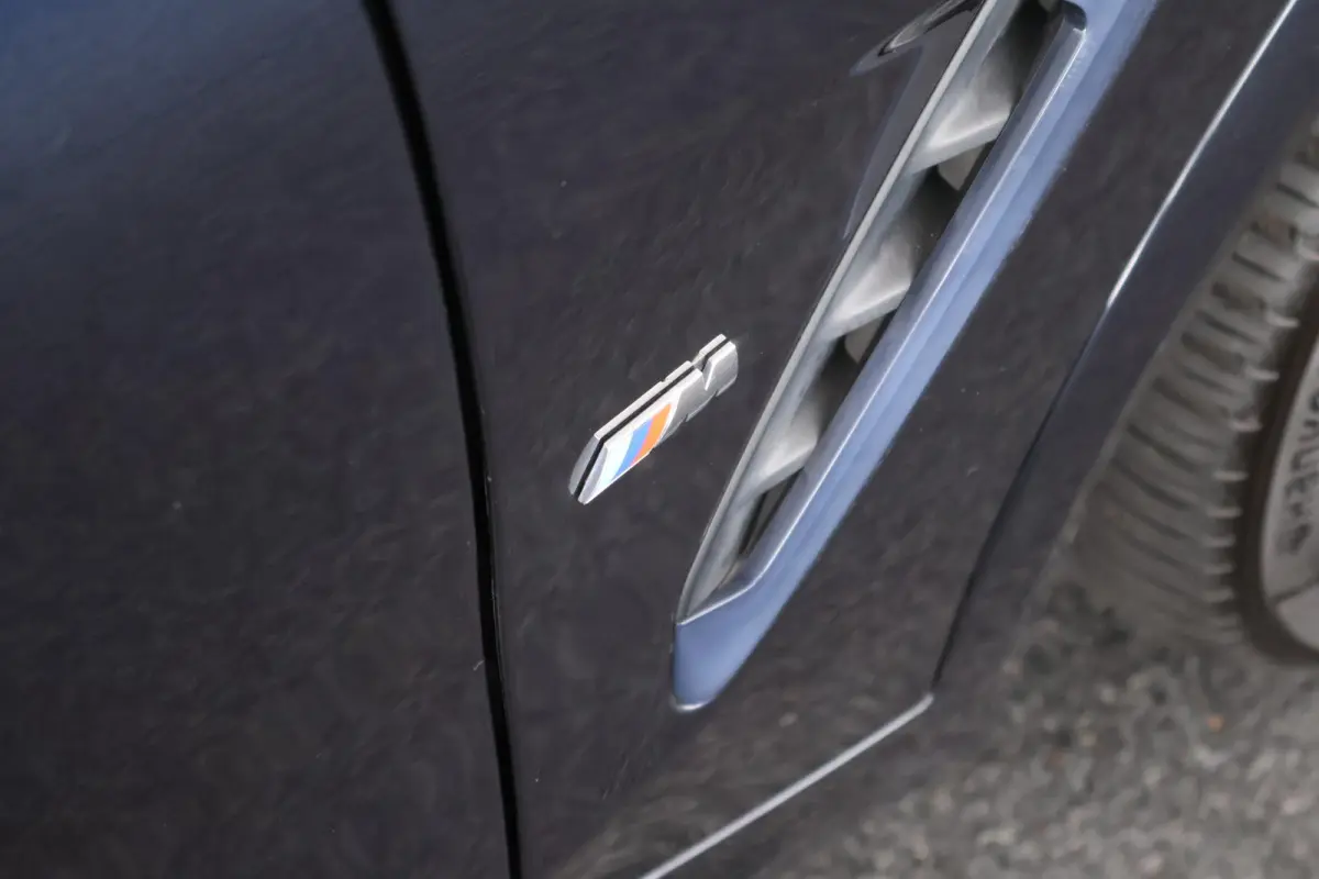 xDrive30e 292pk M-Sport Panoramadak LED Keyless Camera Carplay Stoelverwarming Navigatie ACC