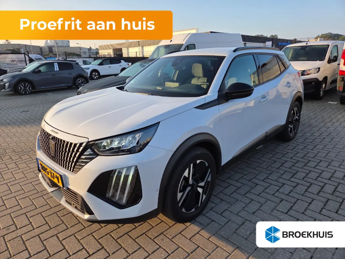 1.2 PureTech 130 Allure Camera Rondom | Trekhaak | Carplay | 17" Lichtmetaal | LED | Leder/Stof | Digitaal Dashboard | Achteruitrijcamera | Airco (automatisch) | Apple Carplay/Android Auto|t