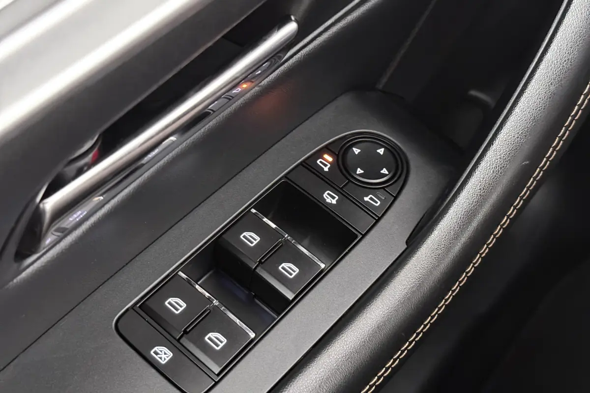 2.5 e-SkyActiv PHEV Homura Elek.Trekhaak Leder Head-Up Display#
