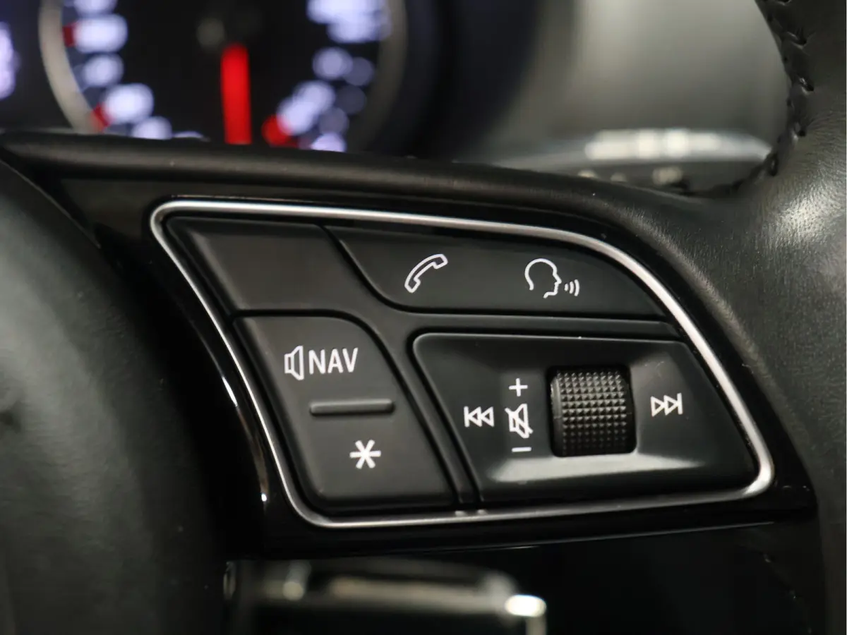 30 TFSI Sport [STUURLEDER, STUURWIEL MULTIFUNCTIONEEL, S TRONIC, SPORTSTOELEN, CLIMATE CONTROL, BLUETOOTH, RADIO, NAVIGATIE, NIEUWSTAAT]