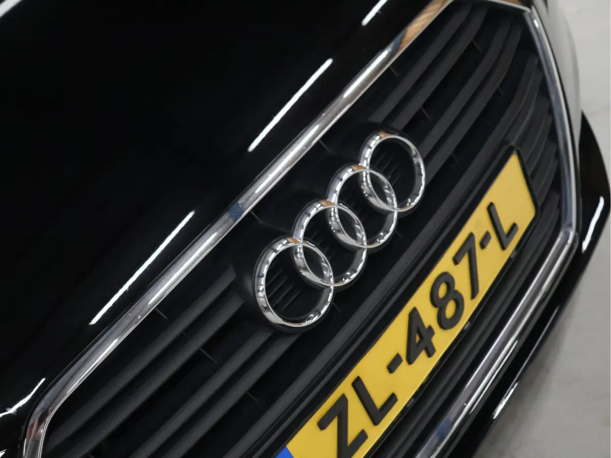 30 TFSI Sport [STUURLEDER, STUURWIEL MULTIFUNCTIONEEL, S TRONIC, SPORTSTOELEN, CLIMATE CONTROL, BLUETOOTH, RADIO, NAVIGATIE, NIEUWSTAAT]