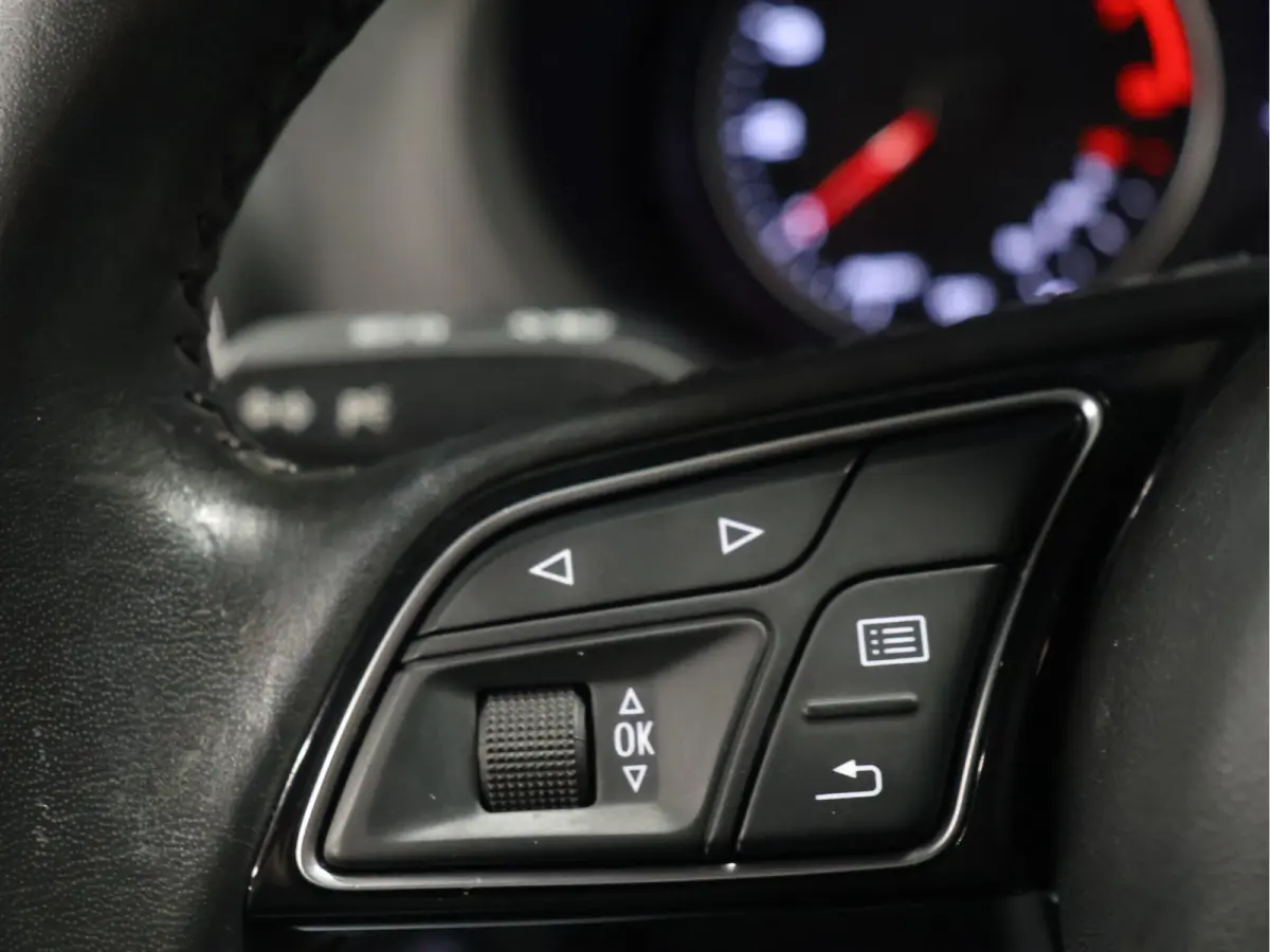 30 TFSI Sport [STUURLEDER, STUURWIEL MULTIFUNCTIONEEL, S TRONIC, SPORTSTOELEN, CLIMATE CONTROL, BLUETOOTH, RADIO, NAVIGATIE, NIEUWSTAAT]