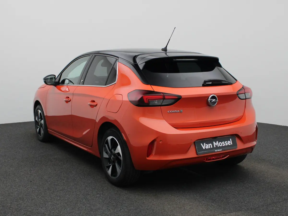 Corsa-e Auto Elegance | Apple carplay / Android | Parkeer camera | Navigatie