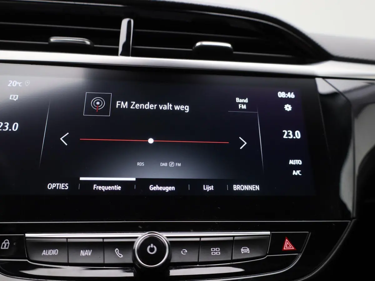 Corsa-e Auto Elegance | Apple carplay / Android | Parkeer camera | Navigatie