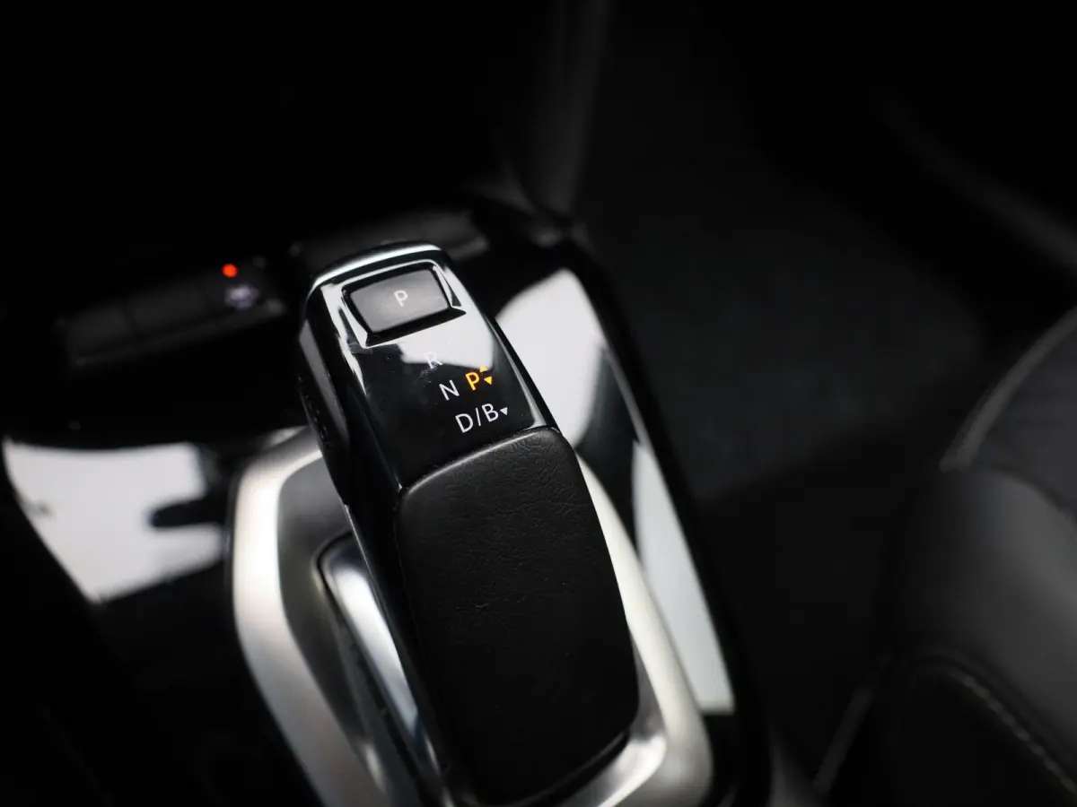 Corsa-e Auto Elegance | Apple carplay / Android | Parkeer camera | Navigatie
