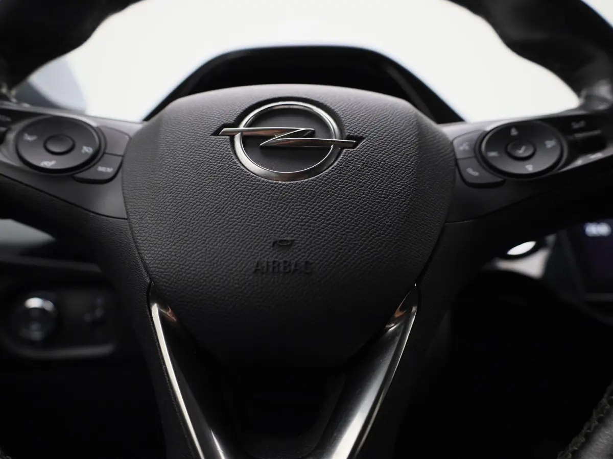 Corsa-e Auto Elegance | Apple carplay / Android | Parkeer camera | Navigatie