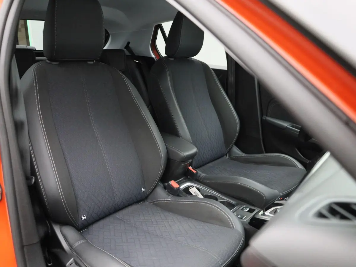Corsa-e Auto Elegance | Apple carplay / Android | Parkeer camera | Navigatie