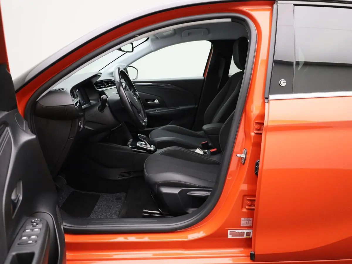 Corsa-e Auto Elegance | Apple carplay / Android | Parkeer camera | Navigatie